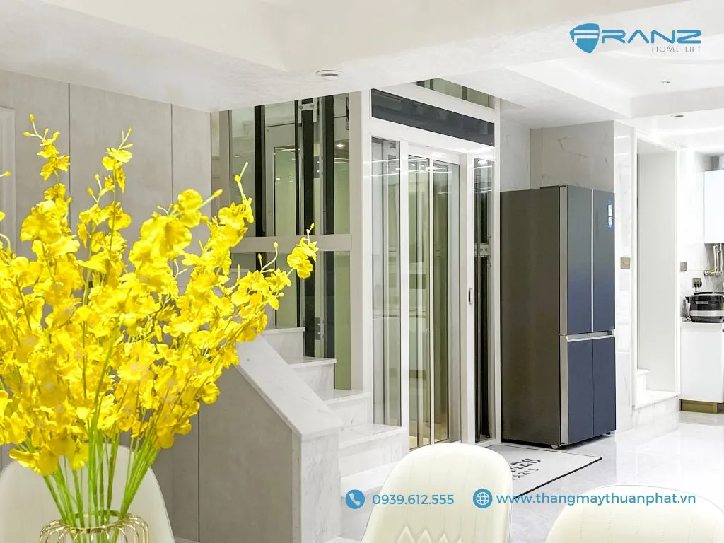 Thang máy nhập khẩu Franz