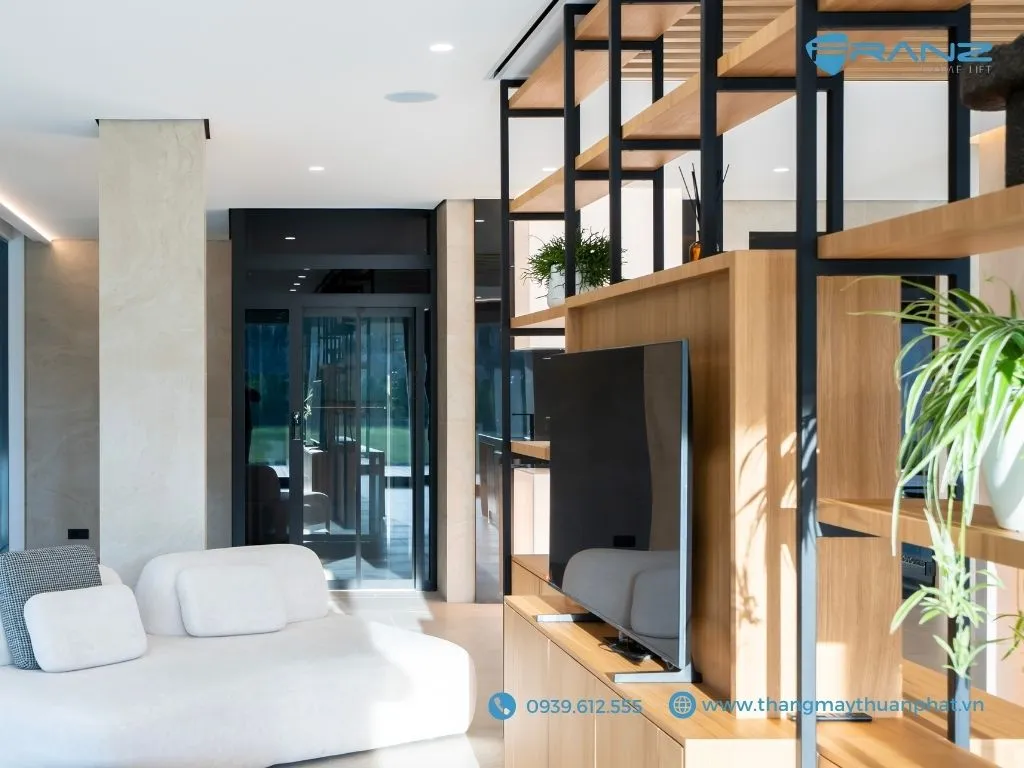 Thang máy kính Franz cửa mở tâm tự động